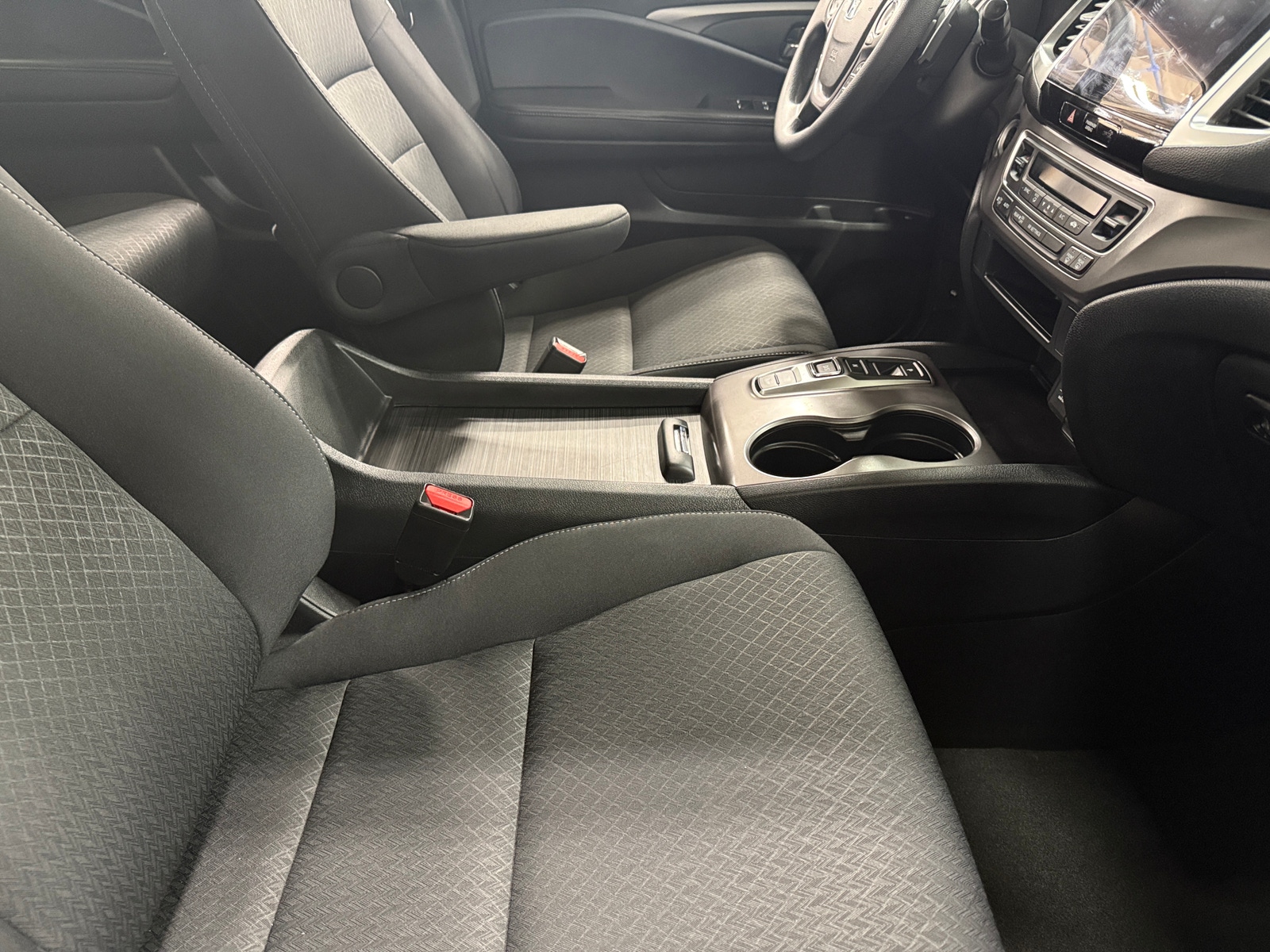 Thumbnail: 2020 Honda Ridgeline - 2