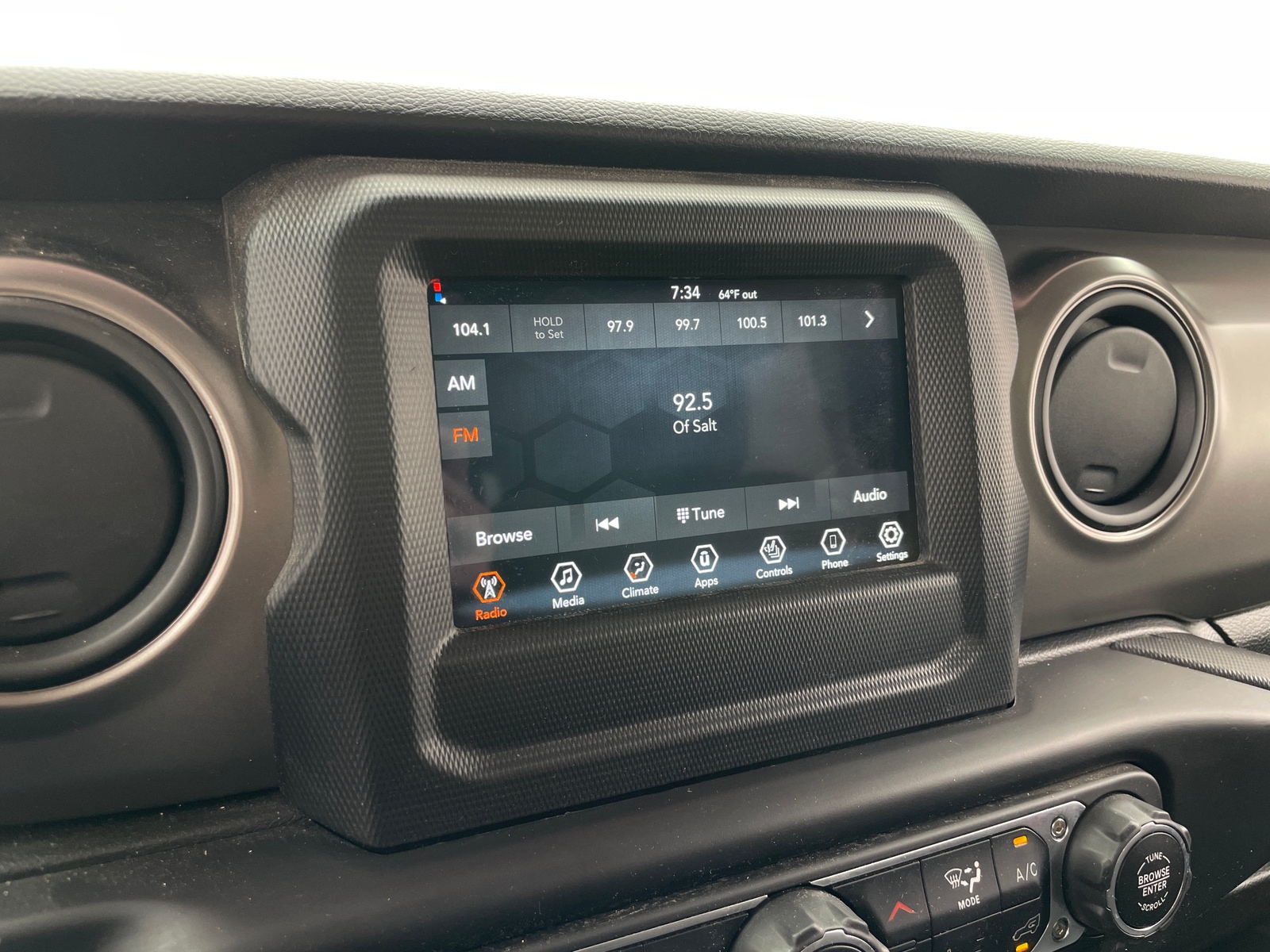 Thumbnail: 2022 Jeep Wrangler - 4