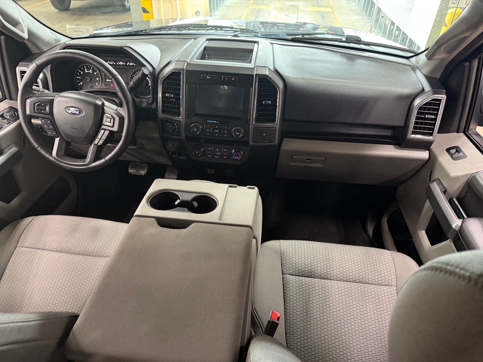 Thumbnail: 2019 Ford Econoline - 3