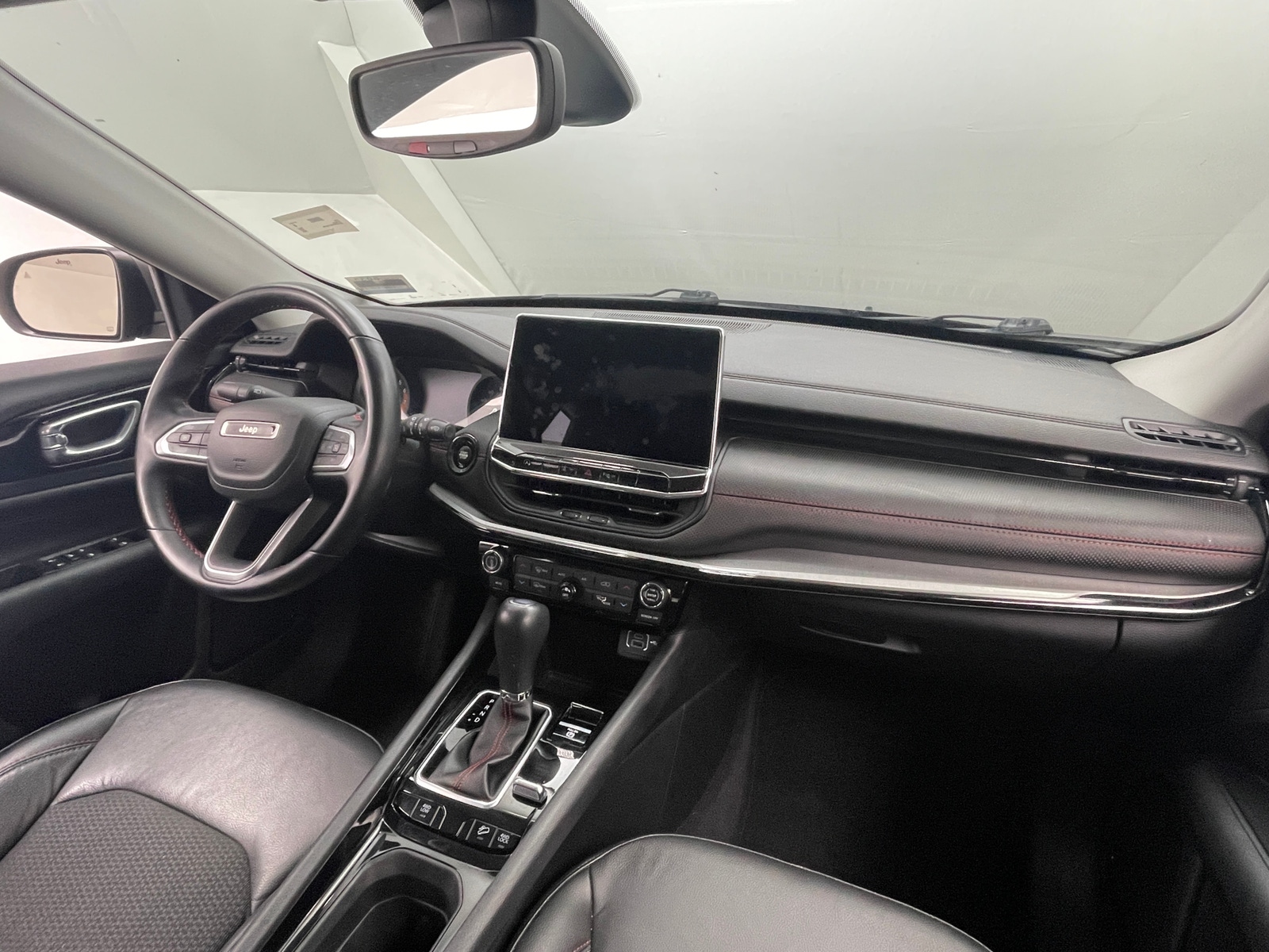 Thumbnail: 2022 Jeep Compass - 2