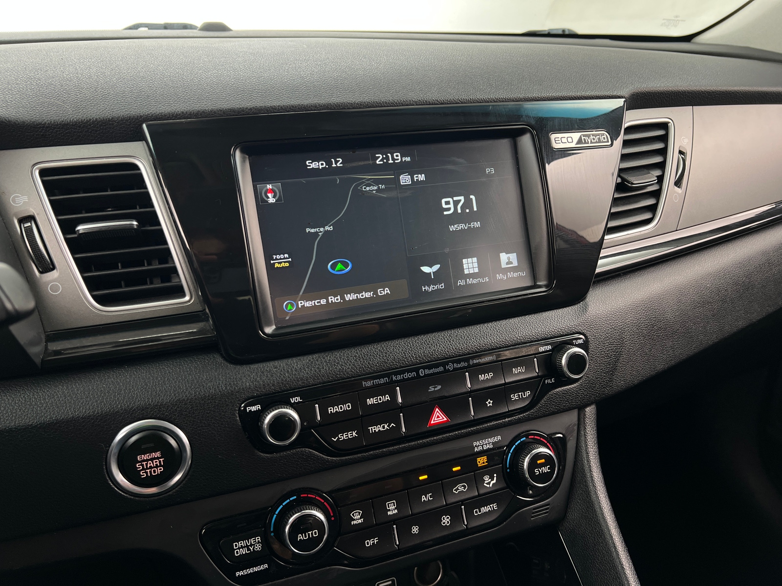 Thumbnail: 2019 Kia Niro - 3