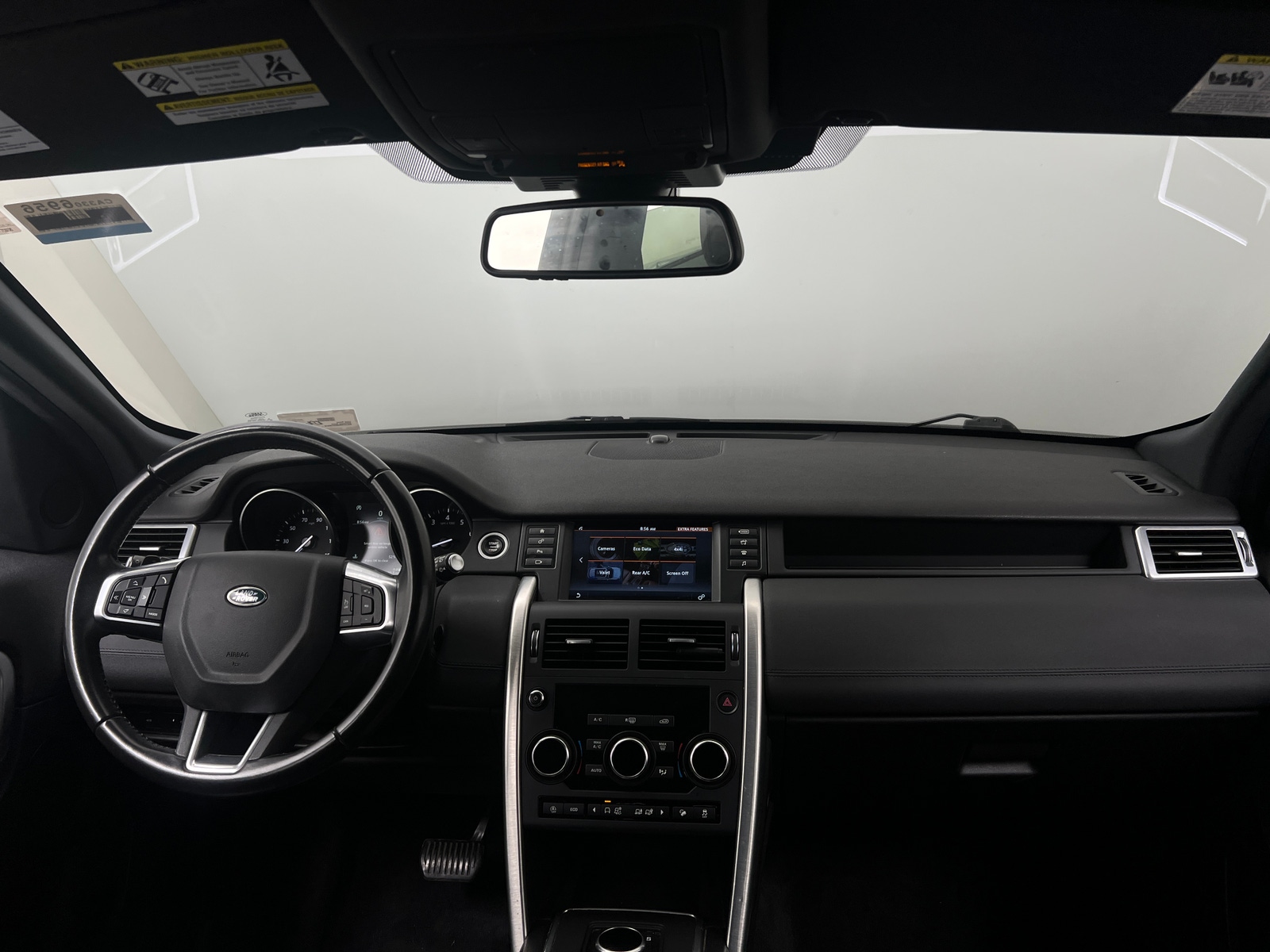 Thumbnail: 2018 Land Rover Discovery Sport - 2