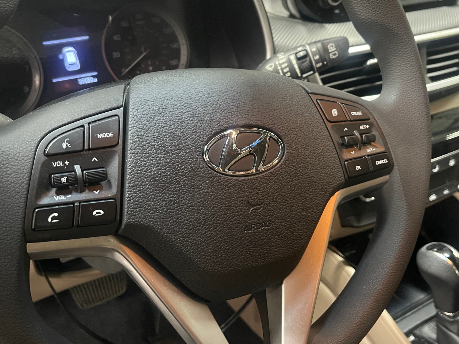 Thumbnail: 2019 Hyundai Tucson - 5