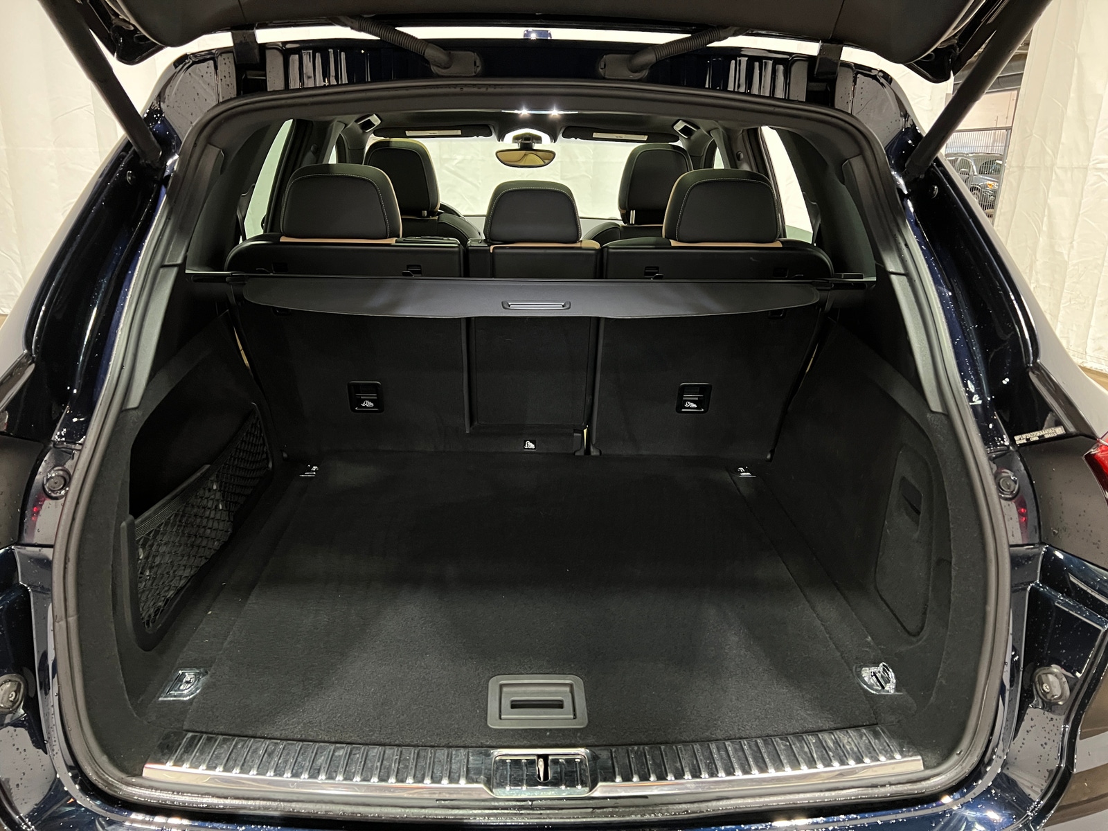 Thumbnail: 2016 Porsche Cayenne - 6