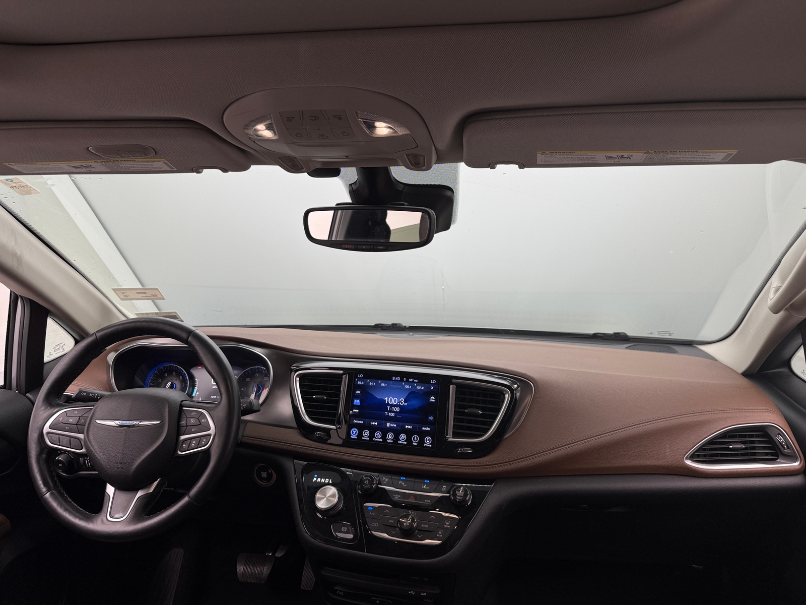 Thumbnail: 2017 Chrysler Pacifica - 2