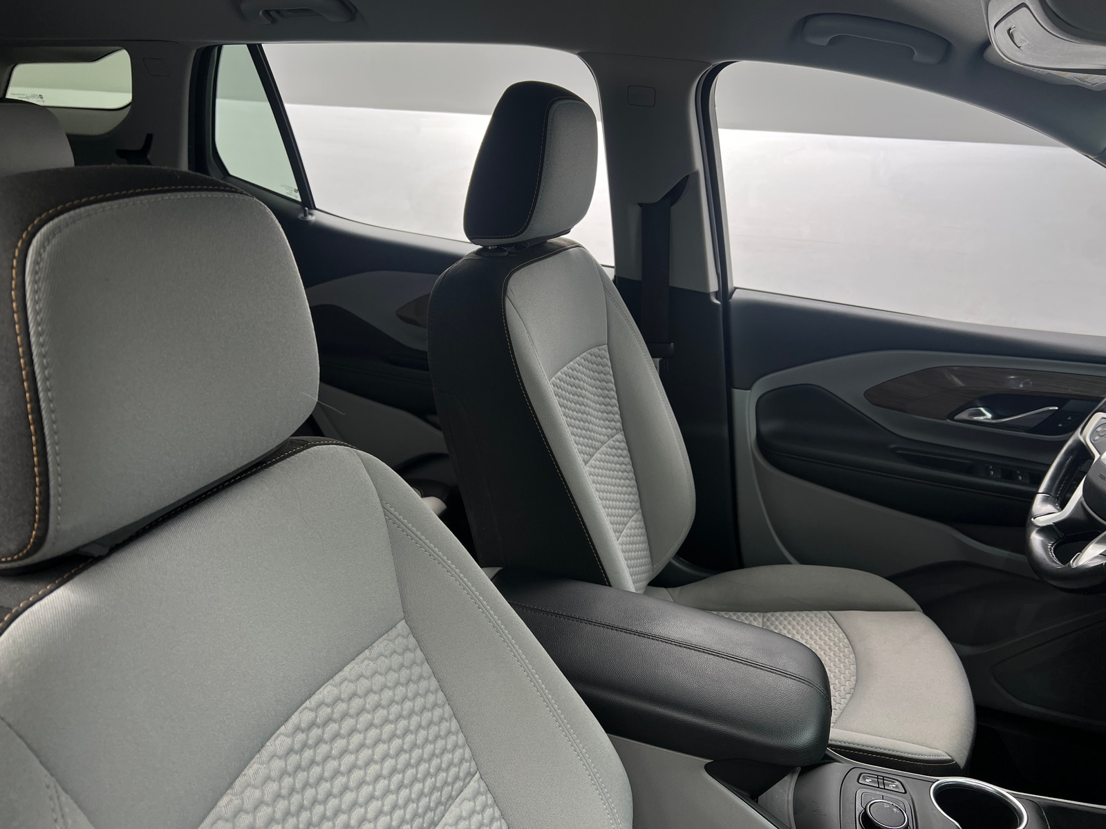Thumbnail: 2020 GMC Terrain - 2