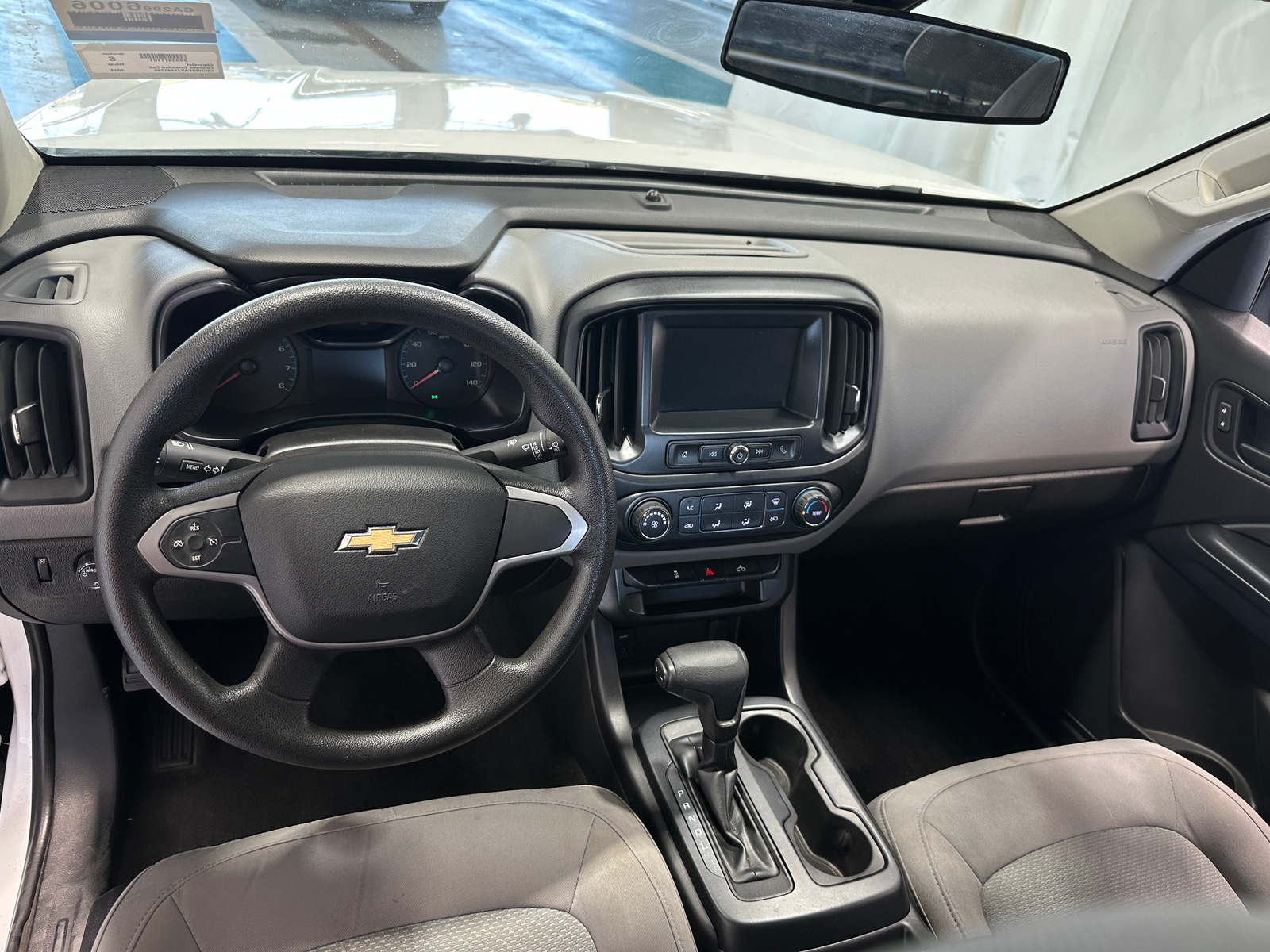 Thumbnail: 2018 Chevrolet Colorado - 3