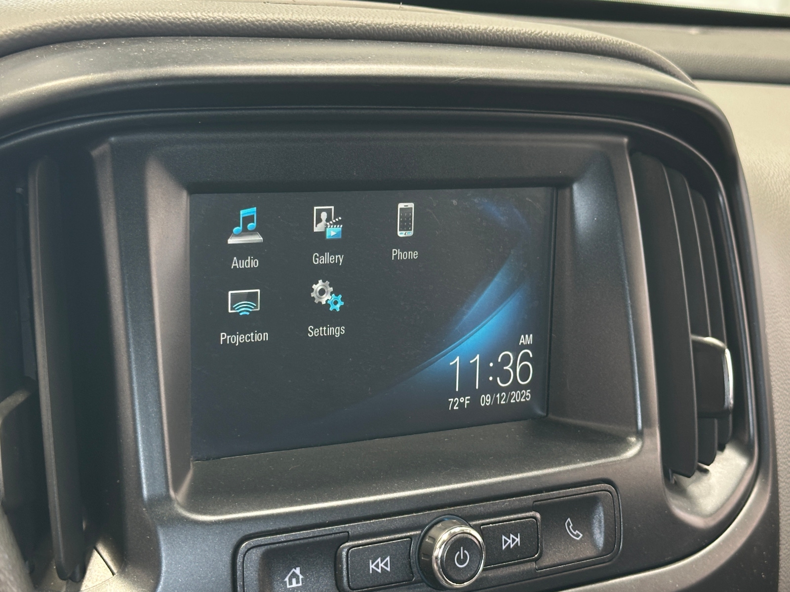 Thumbnail: 2018 Chevrolet Colorado - 4