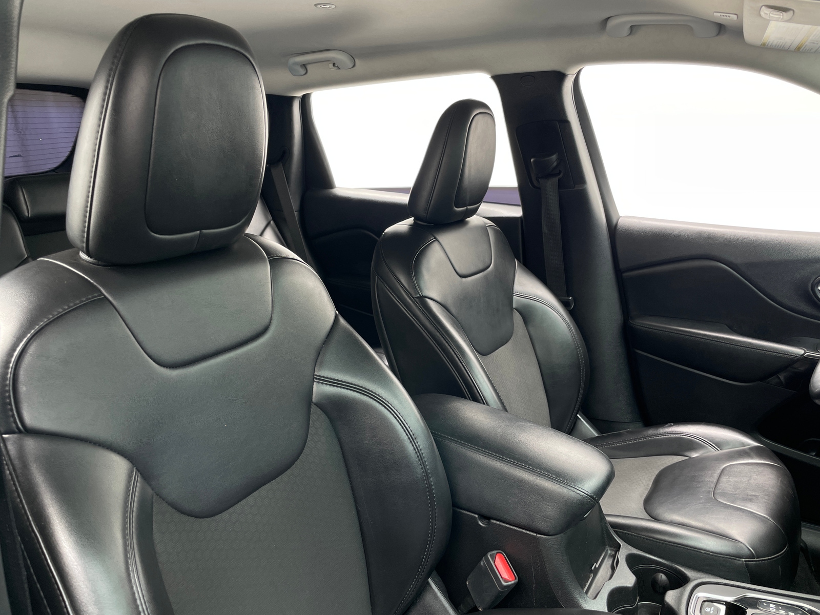 Thumbnail: 2019 Jeep Cherokee - 2