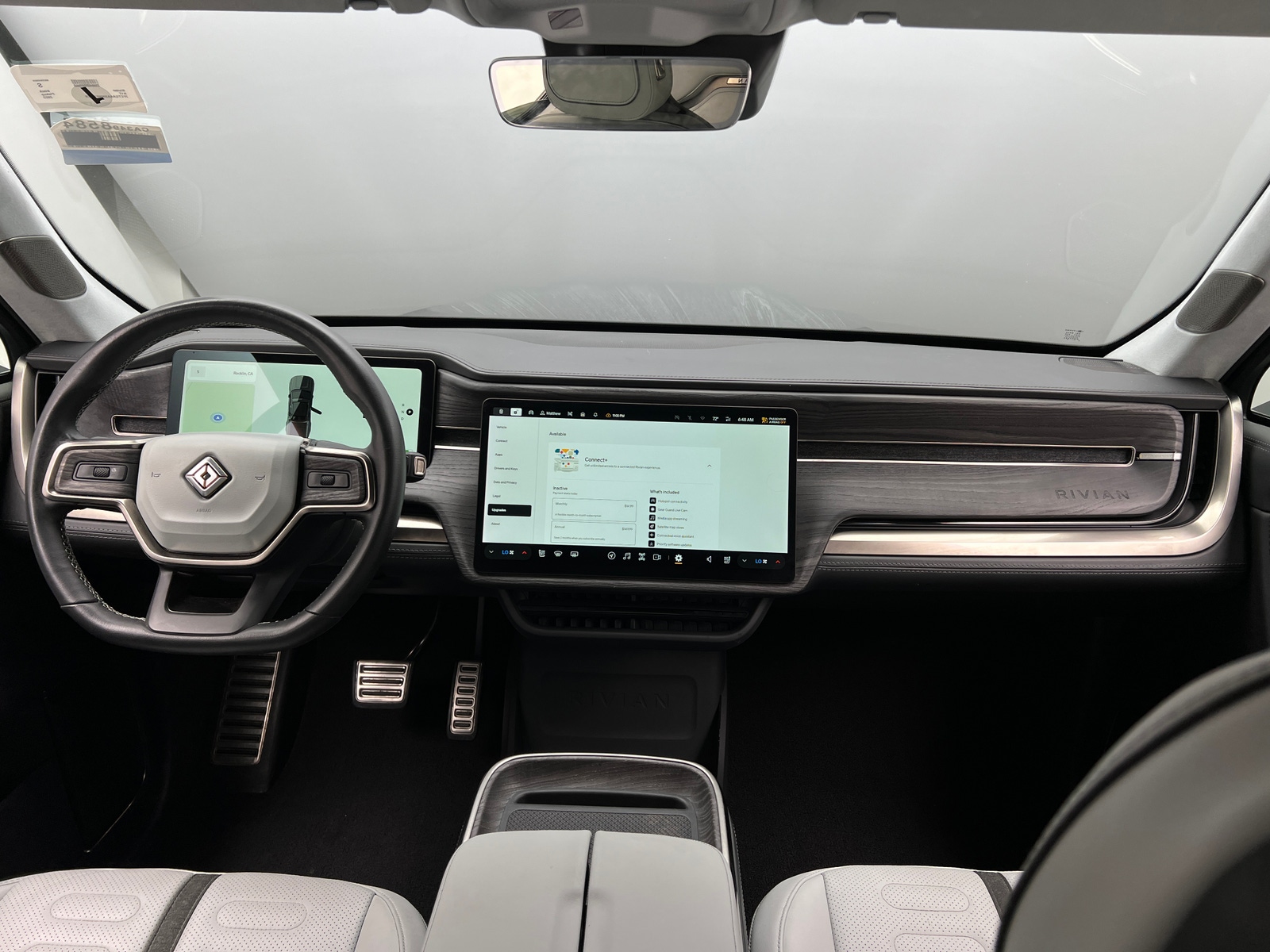 Thumbnail: 2022 Rivian R1T - 2