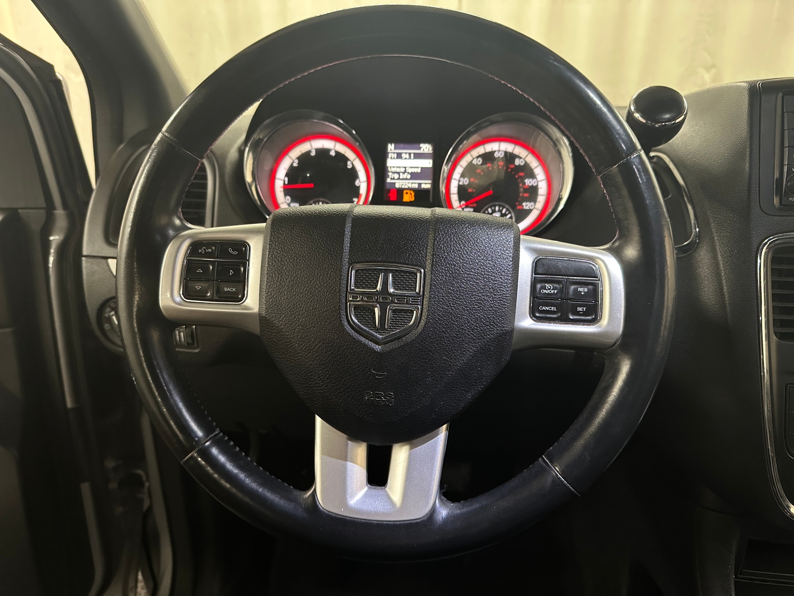 Thumbnail: 2019 Dodge Grand Caravan - 4
