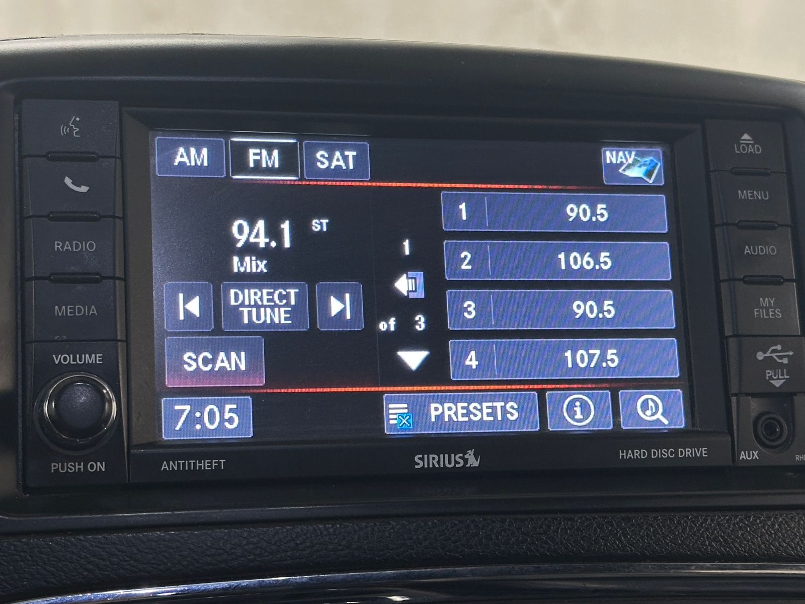 Thumbnail: 2019 Dodge Grand Caravan - 3