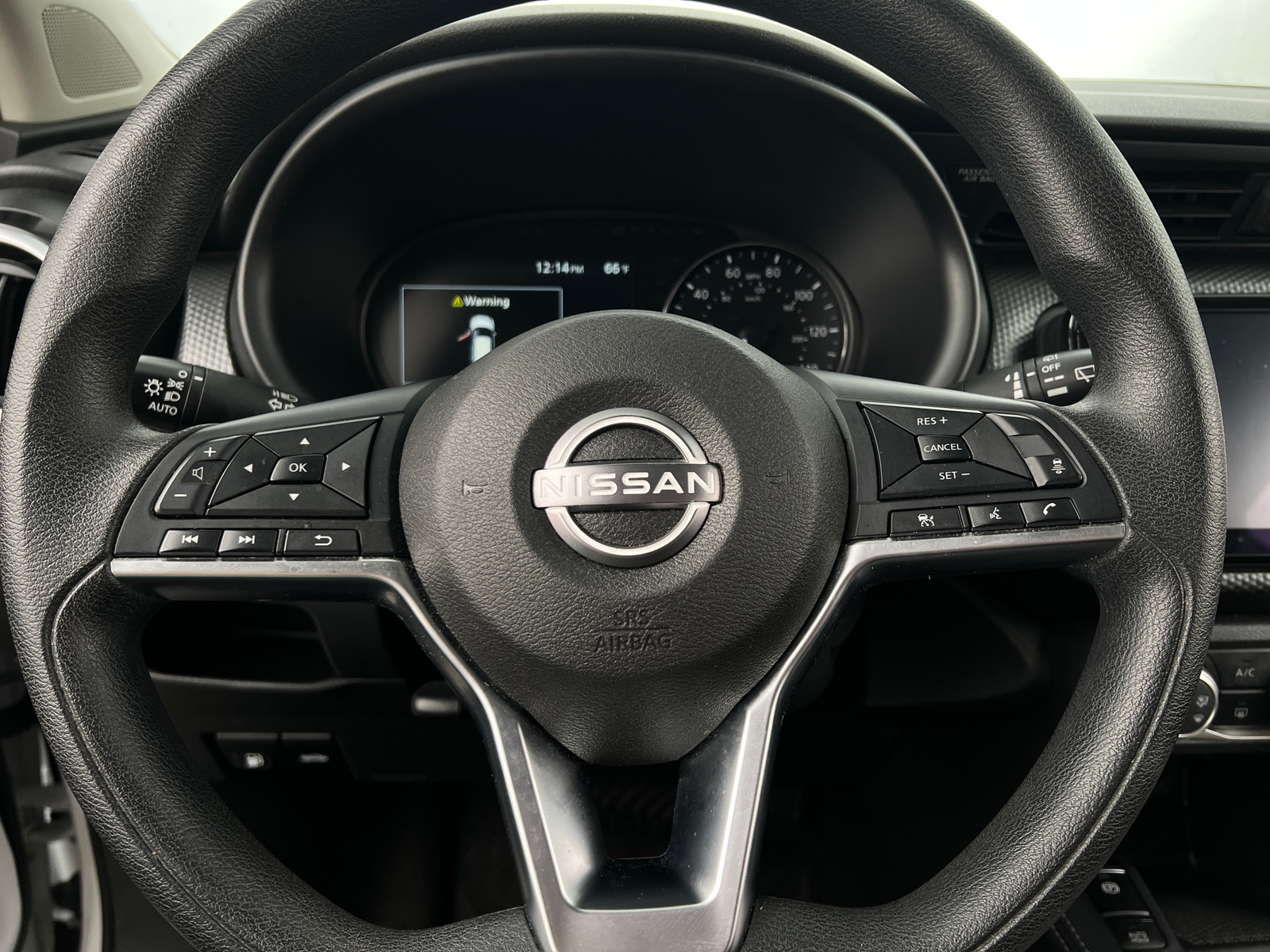 Thumbnail: 2024 Nissan Kicks - 5