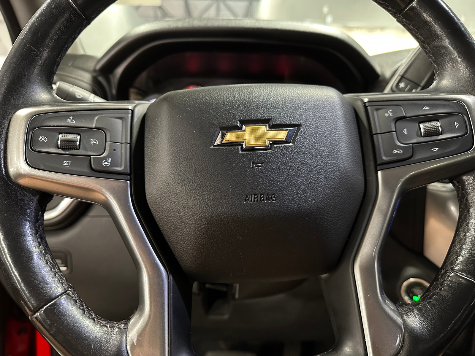 Thumbnail: 2019 Chevrolet Silverado 1500 - 5