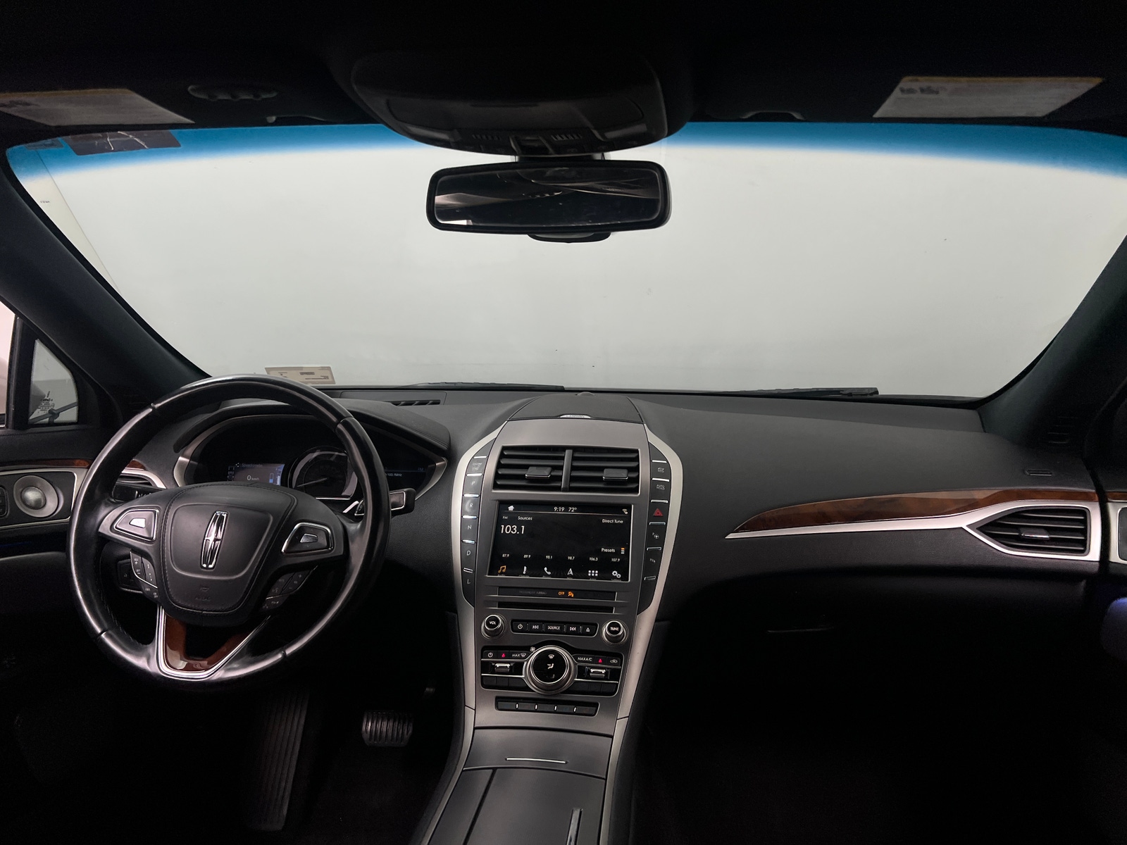 Thumbnail: 2019 Lincoln MKZ - 2