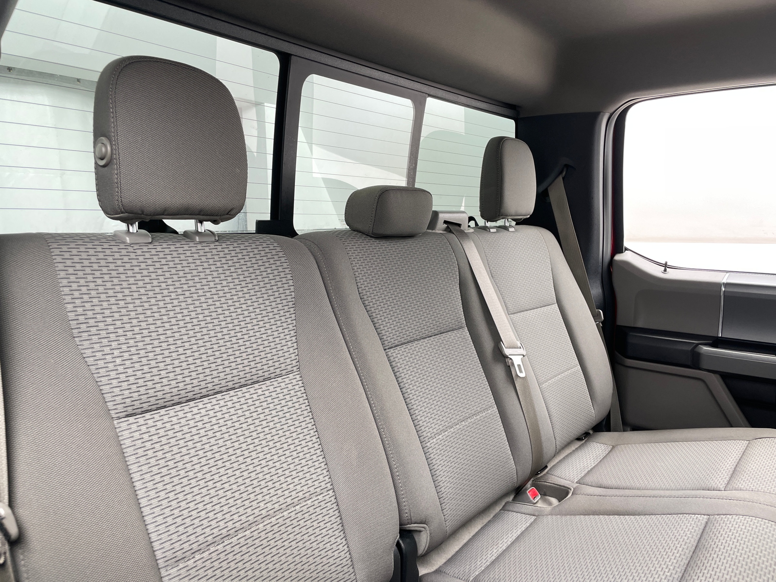 Thumbnail: 2017 Ford Econoline - 6