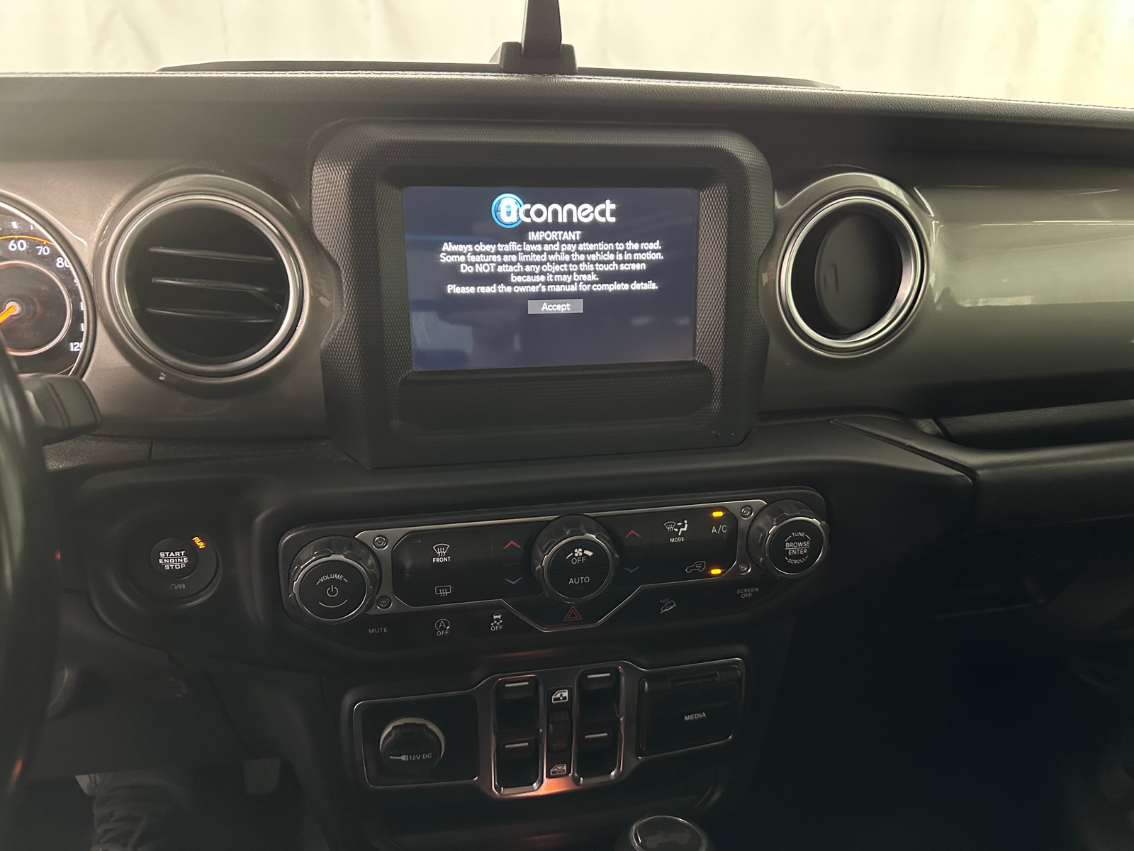 Thumbnail: 2020 Jeep Wrangler - 4