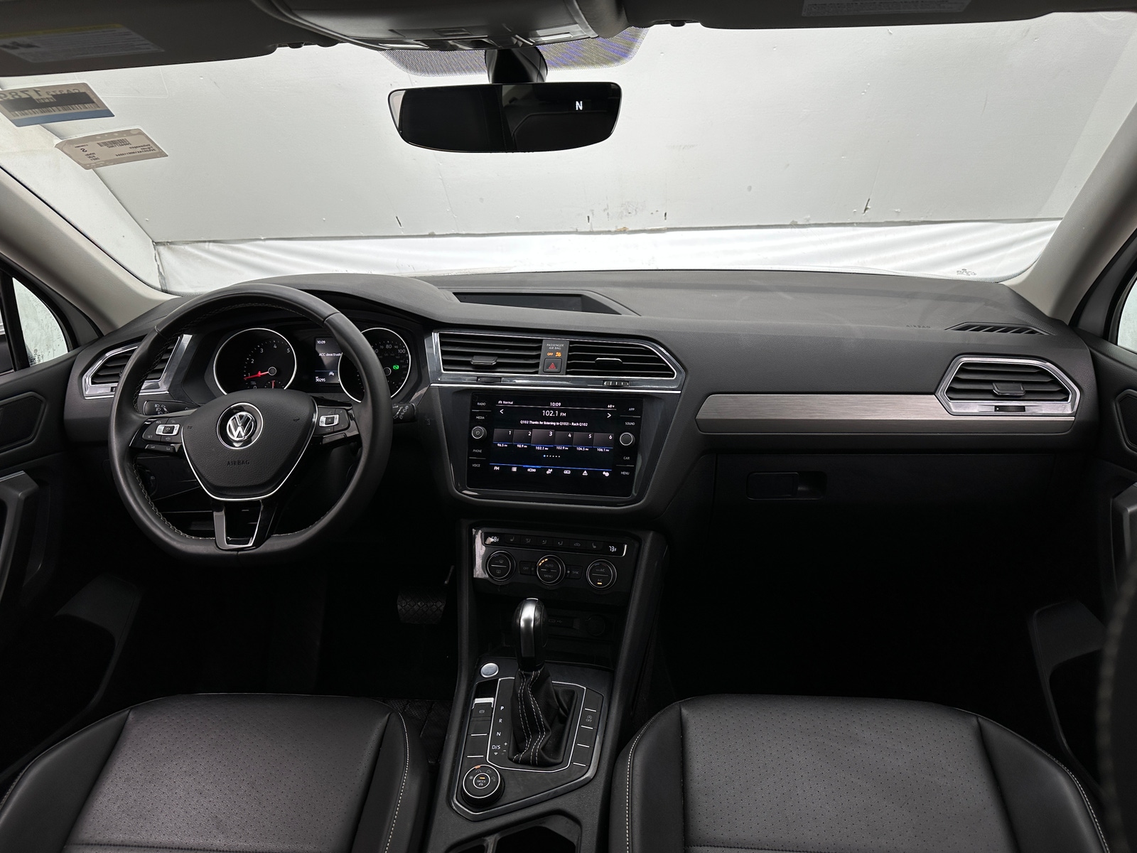 Thumbnail: 2021 Volkswagen Tiguan - 2