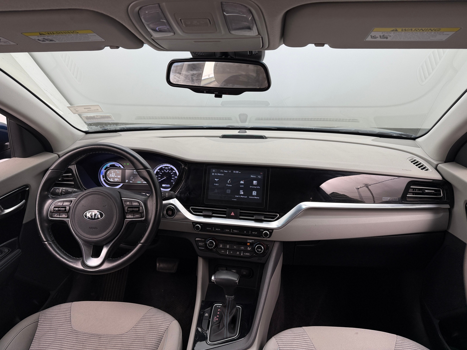 Thumbnail: 2020 Kia Niro - 3