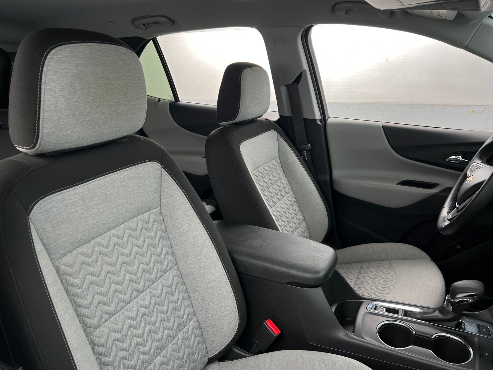 Thumbnail: 2023 Chevrolet Equinox - 2