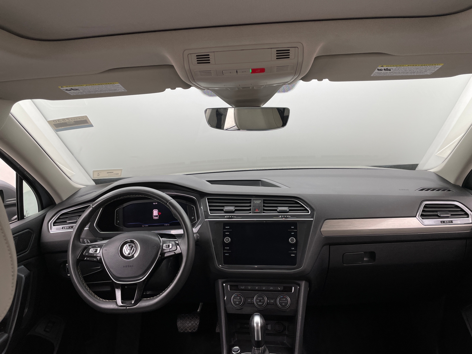 Thumbnail: 2021 Volkswagen Tiguan - 2