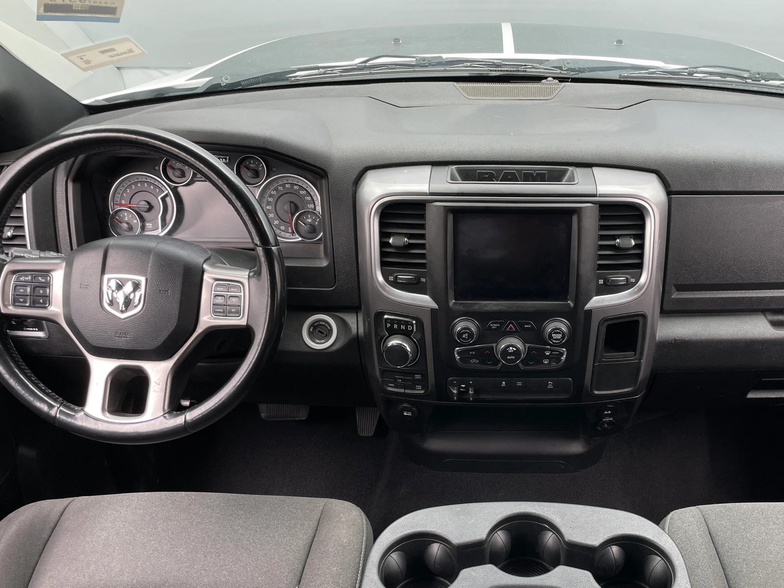 Thumbnail: 2021 RAM 1500 Classic - 3