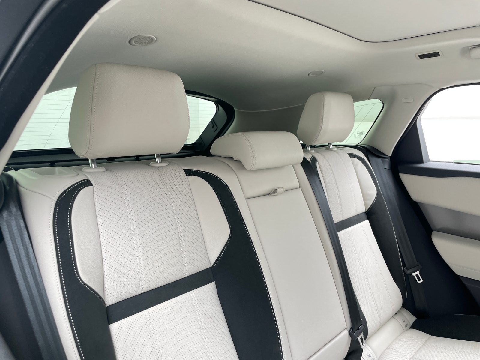 Thumbnail: 2023 Land Rover Range Rover Velar - 5