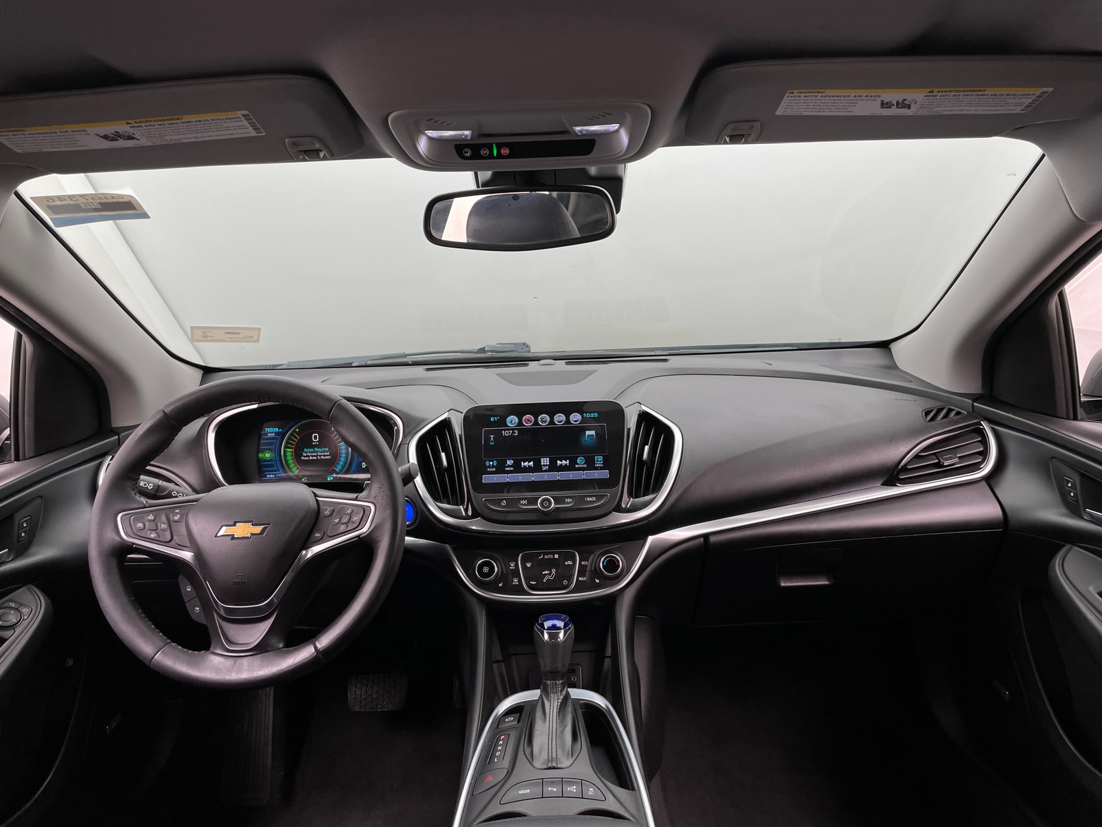 Thumbnail: 2017 Chevrolet Volt - 2