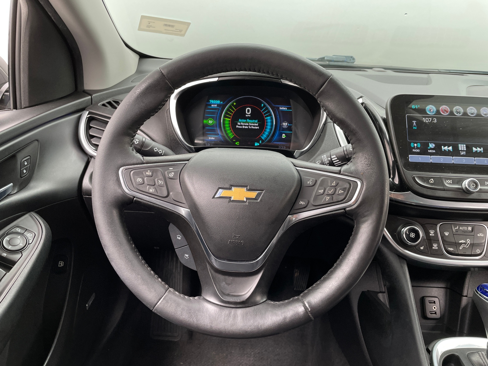 Thumbnail: 2017 Chevrolet Volt - 4