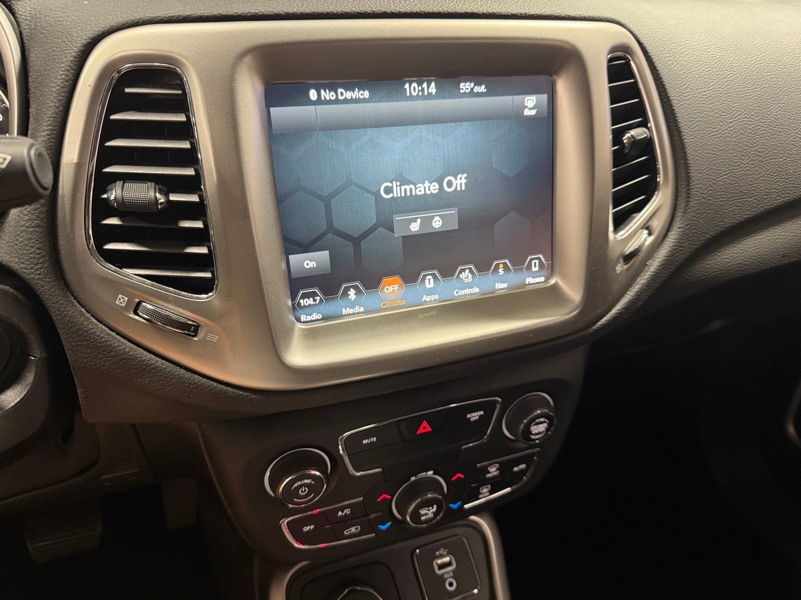 Thumbnail: 2018 Jeep Compass - 4