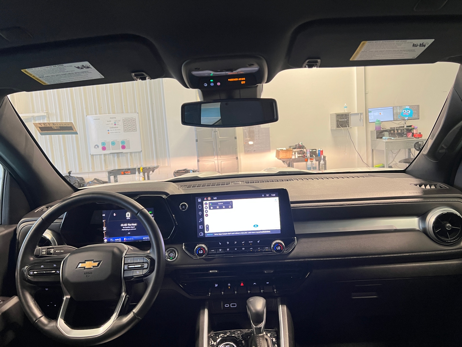 Thumbnail: 2023 Chevrolet Colorado - 3