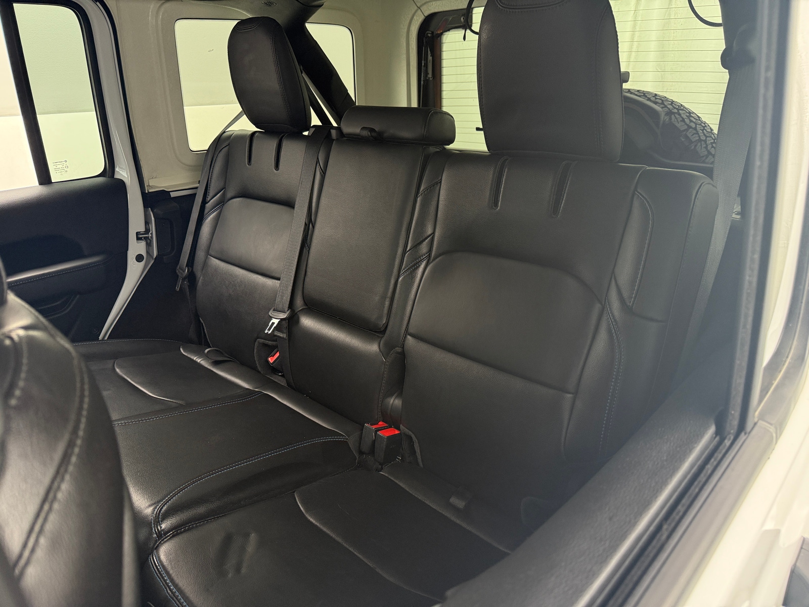 Thumbnail: 2021 Jeep Wrangler - 5