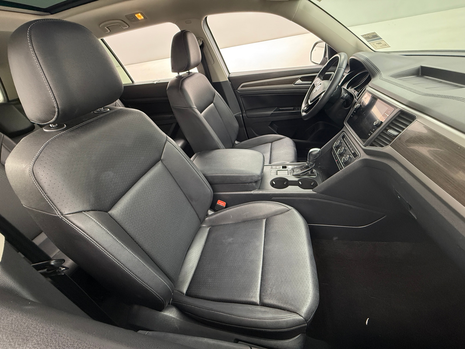 Thumbnail: 2019 Volkswagen Atlas - 2