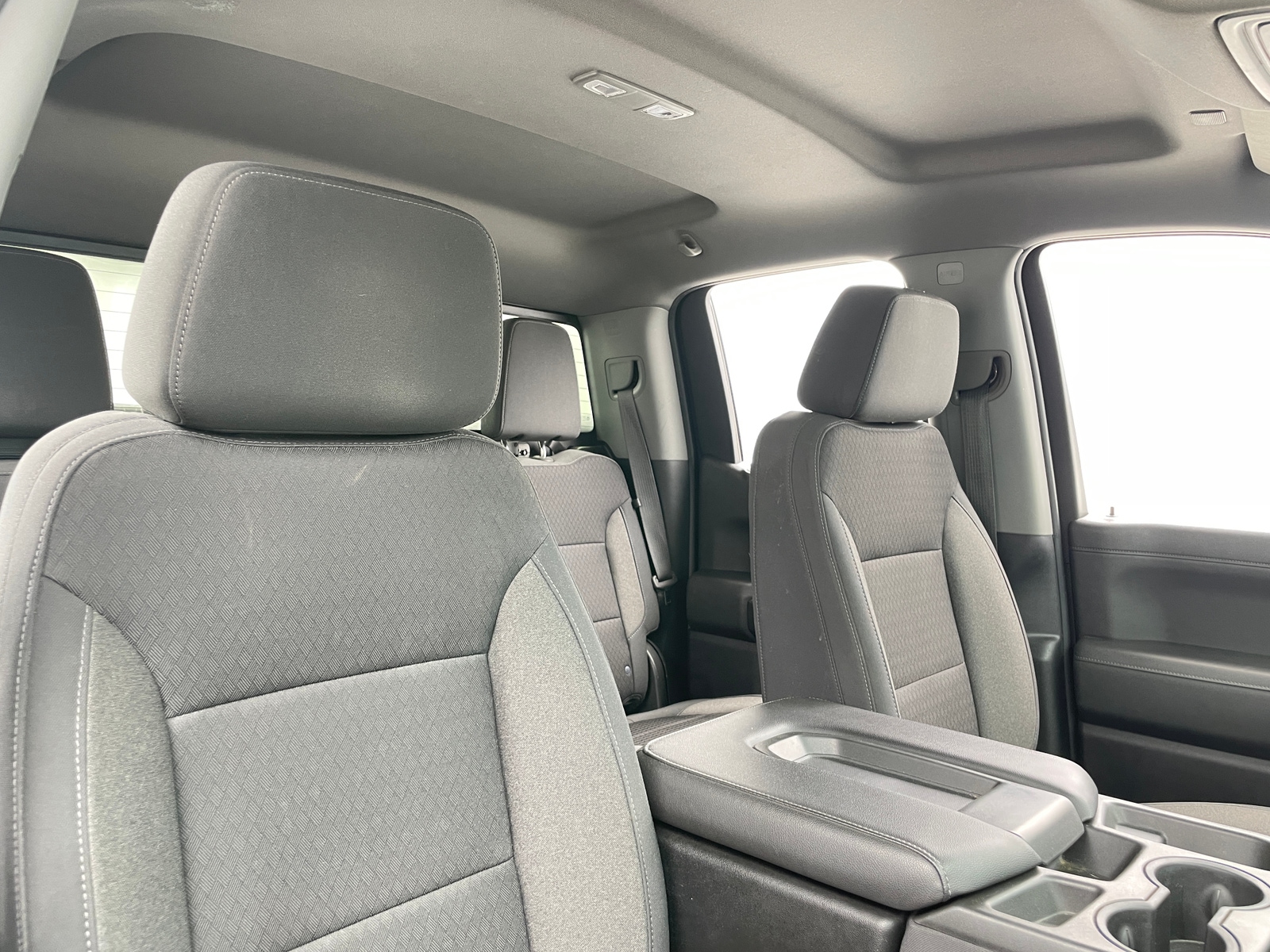 Thumbnail: 2020 Chevrolet Silverado 1500 - 2