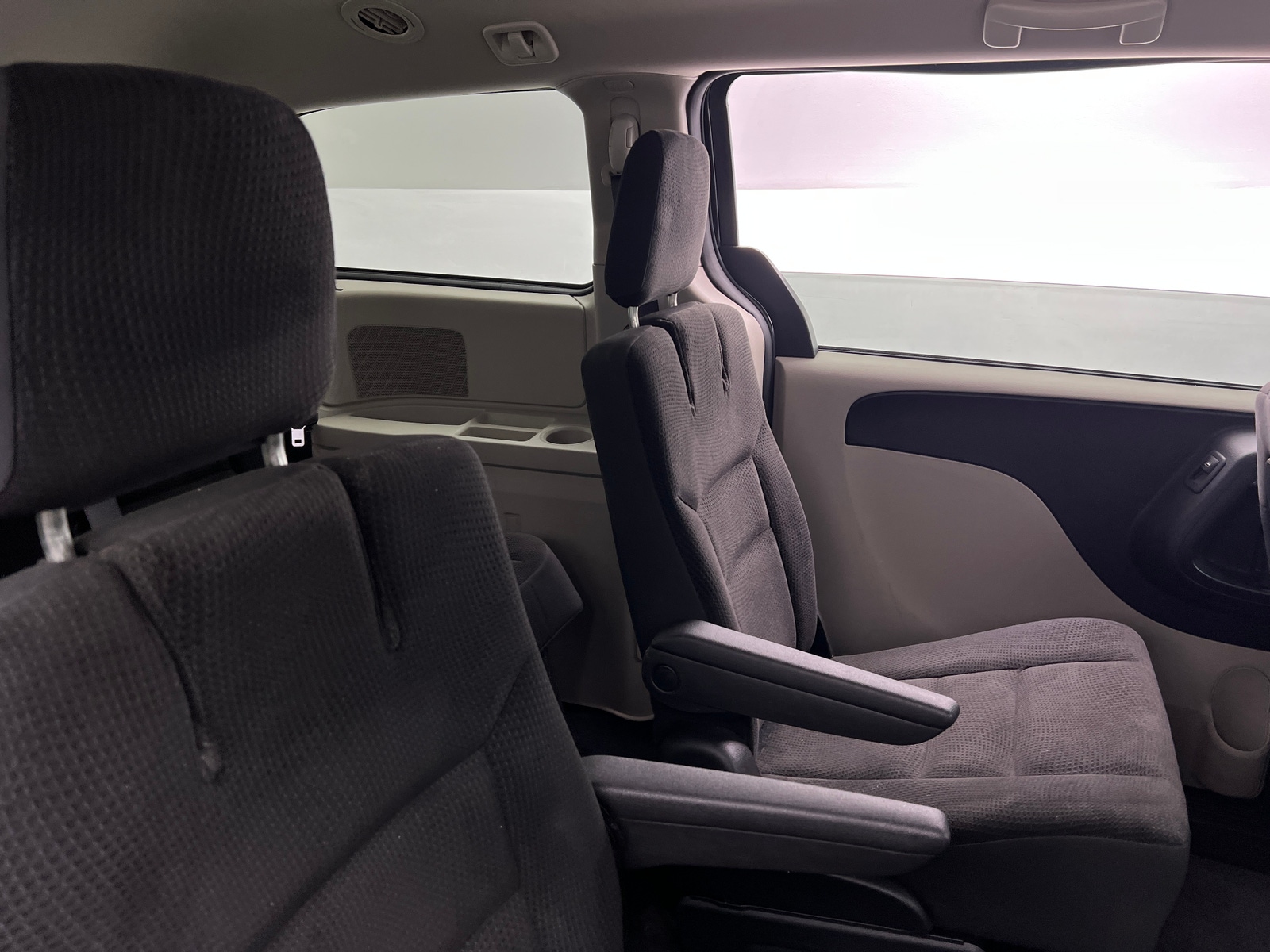 Thumbnail: 2019 Dodge Grand Caravan - 6