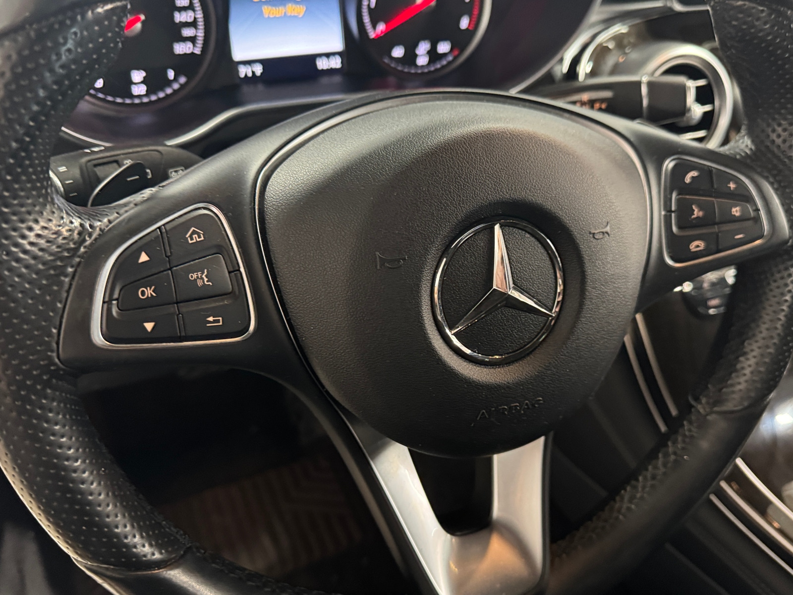 Thumbnail: 2017 Mercedes-Benz GLC - 4