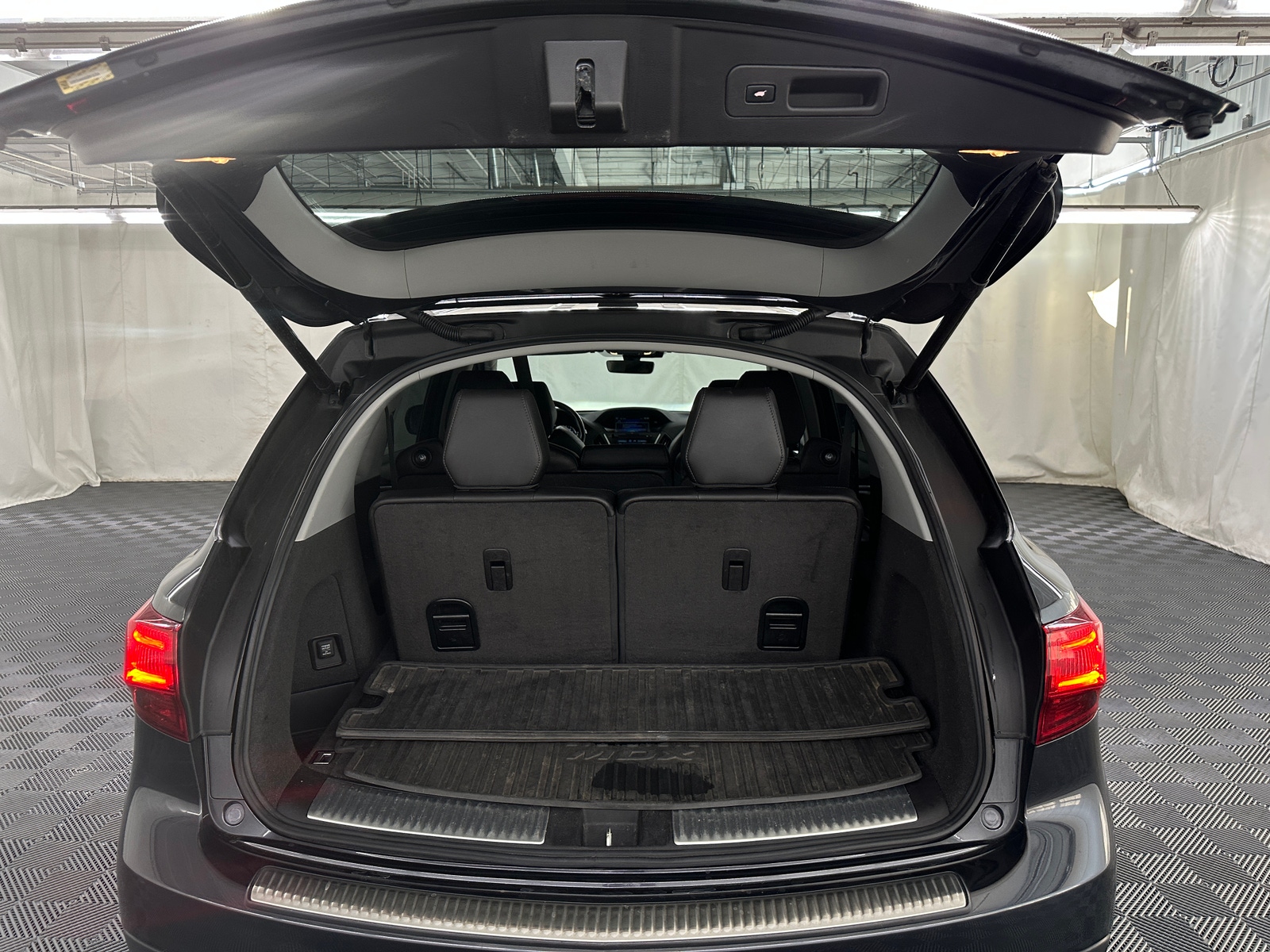 Thumbnail: 2016 Acura MDX - 6