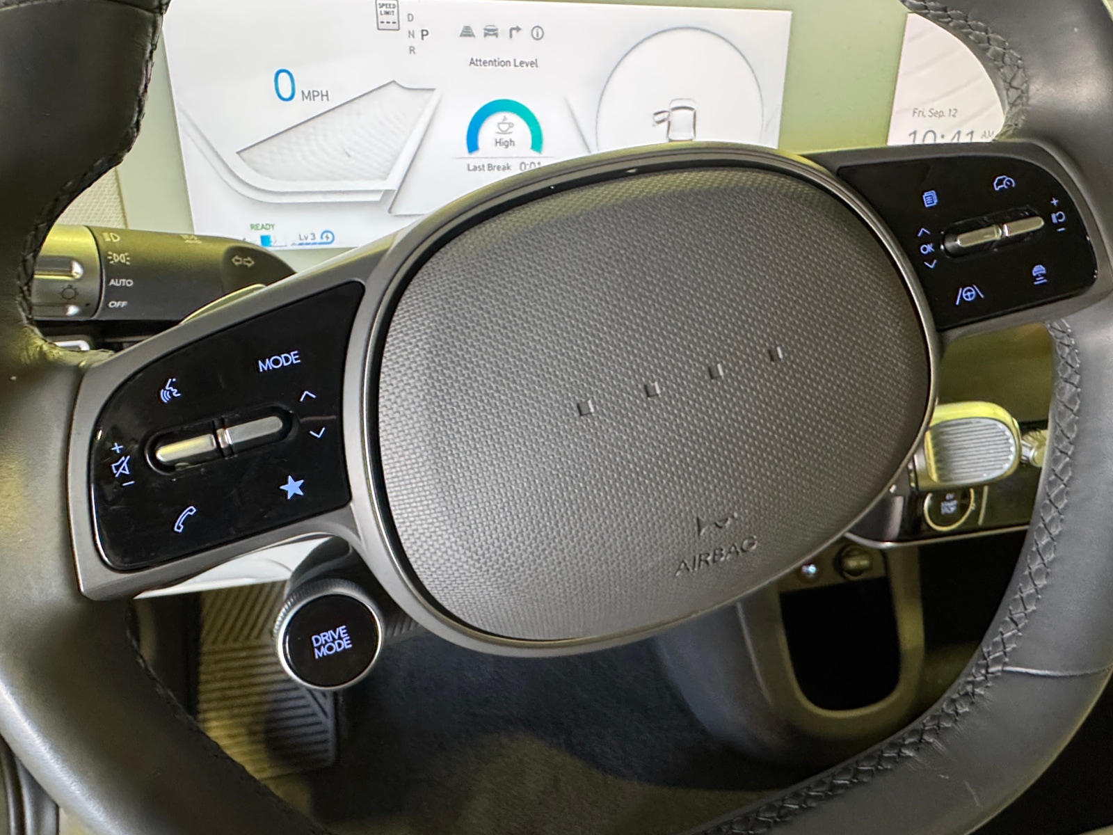 Thumbnail: 2022 Hyundai Ioniq 5 - 4