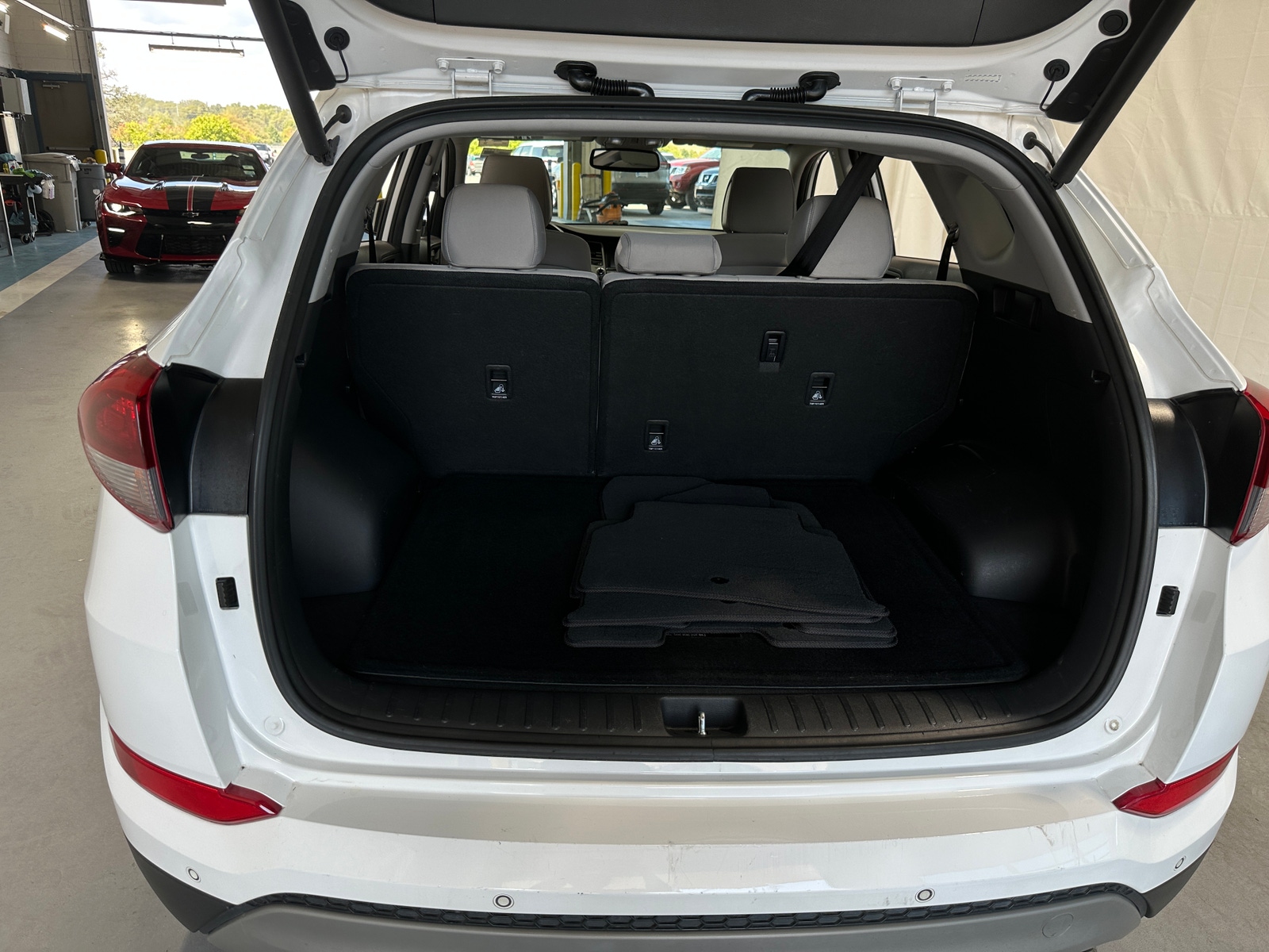 Thumbnail: 2018 Hyundai Tucson - 7