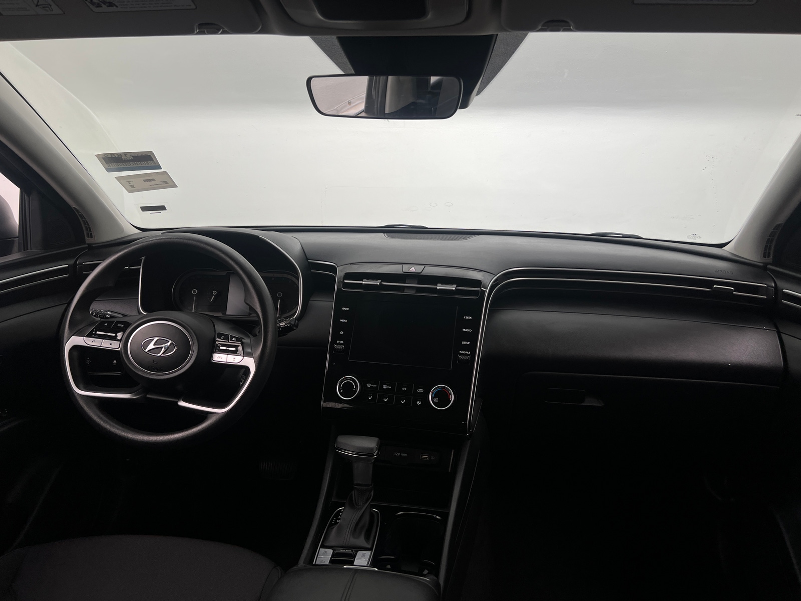Thumbnail: 2024 Hyundai Tucson - 3