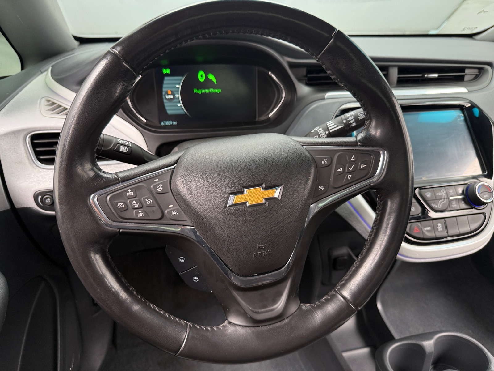 Thumbnail: 2019 Chevrolet Bolt EV - 4