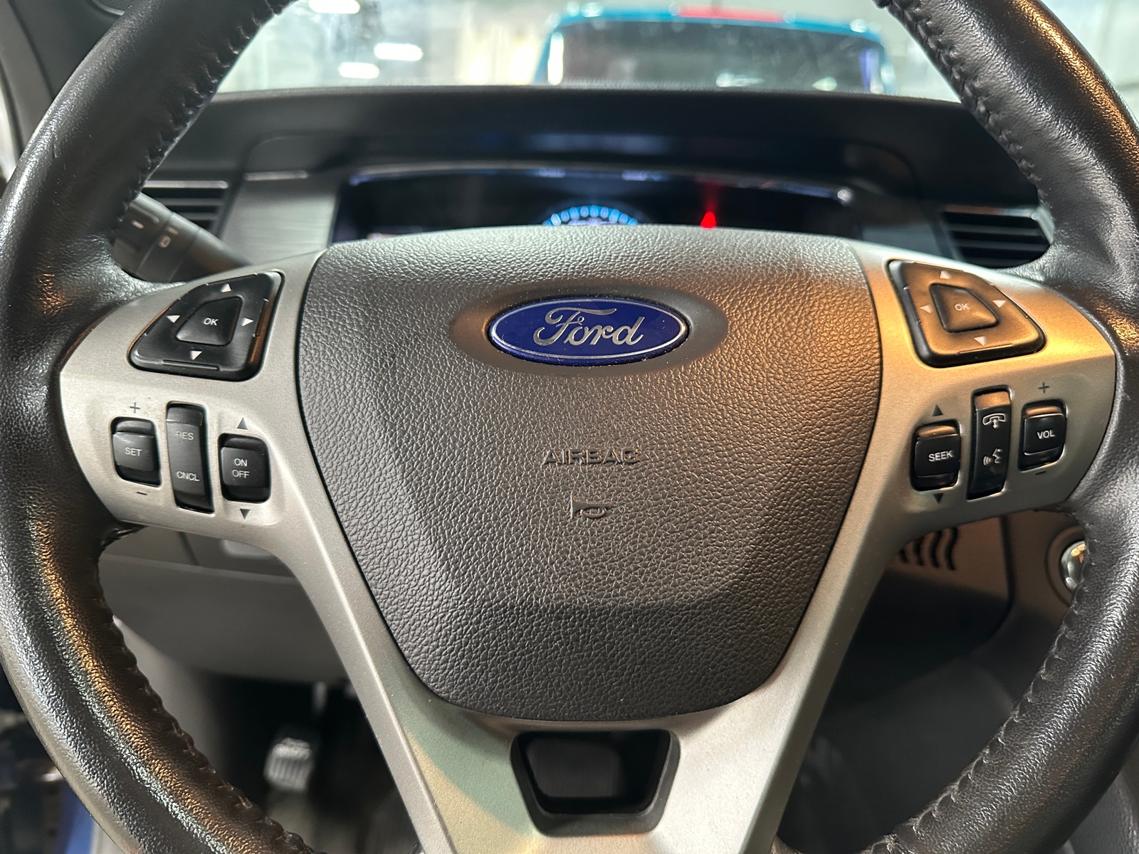 Thumbnail: 2016 Ford Taurus - 4