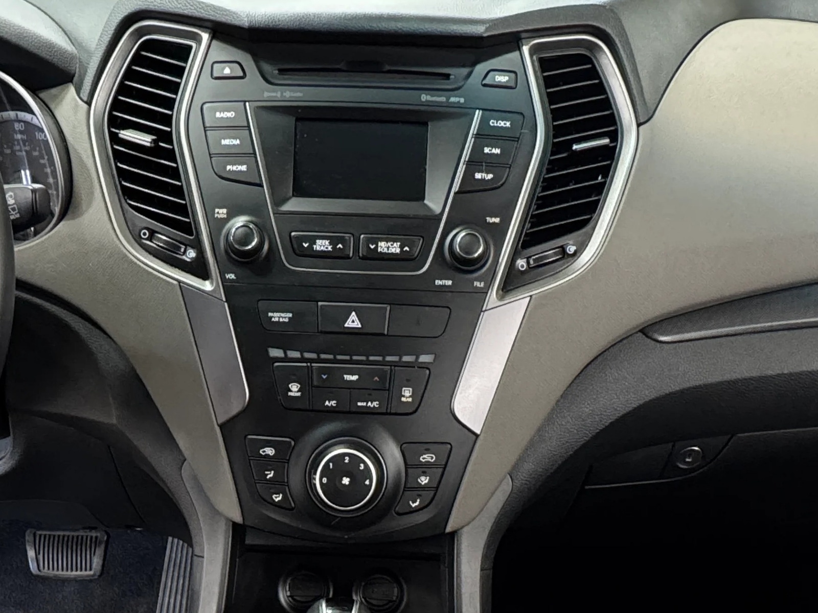 Thumbnail: 2014 Hyundai Santa Fe - 3