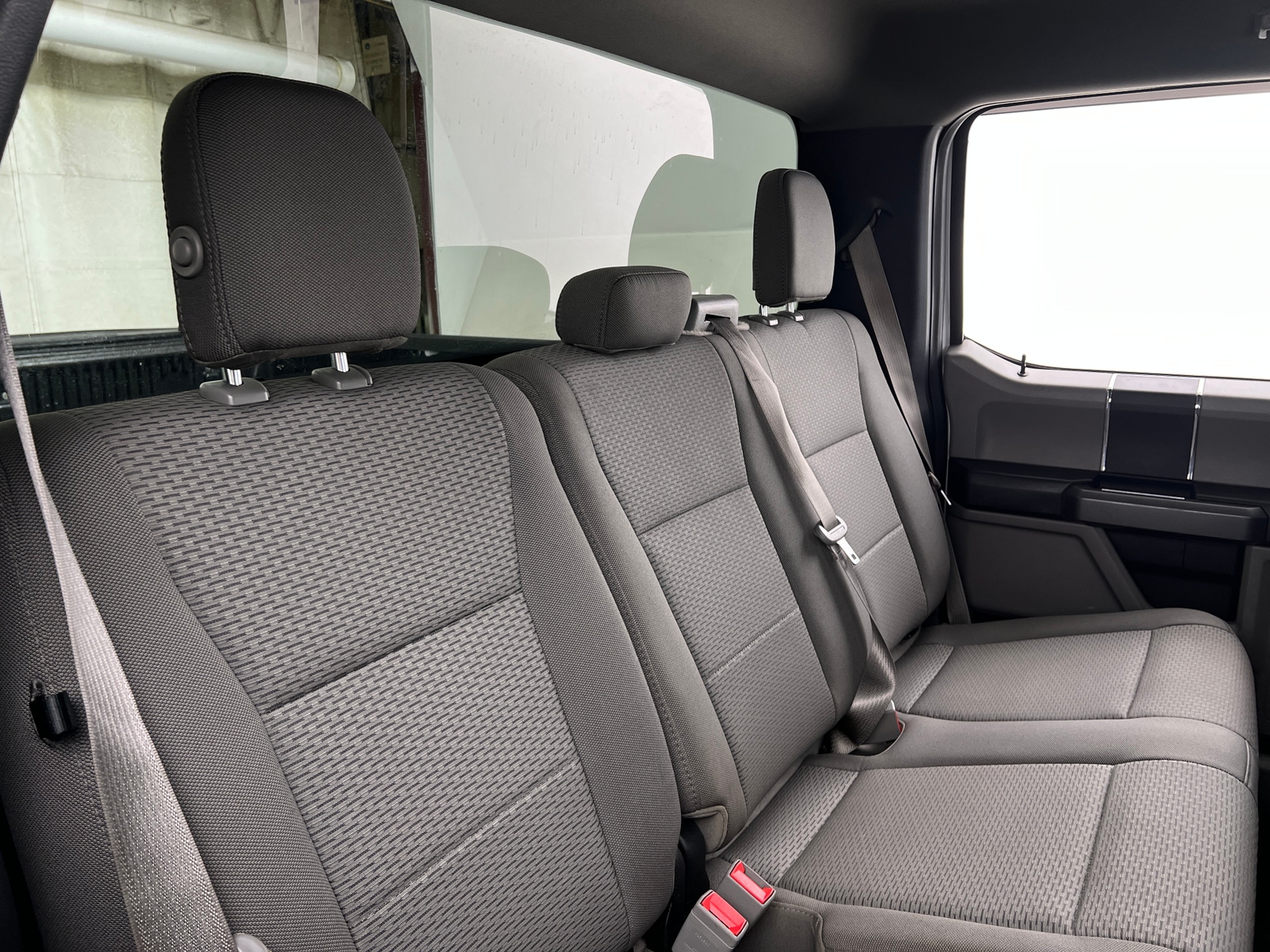Thumbnail: 2019 Ford Econoline - 6