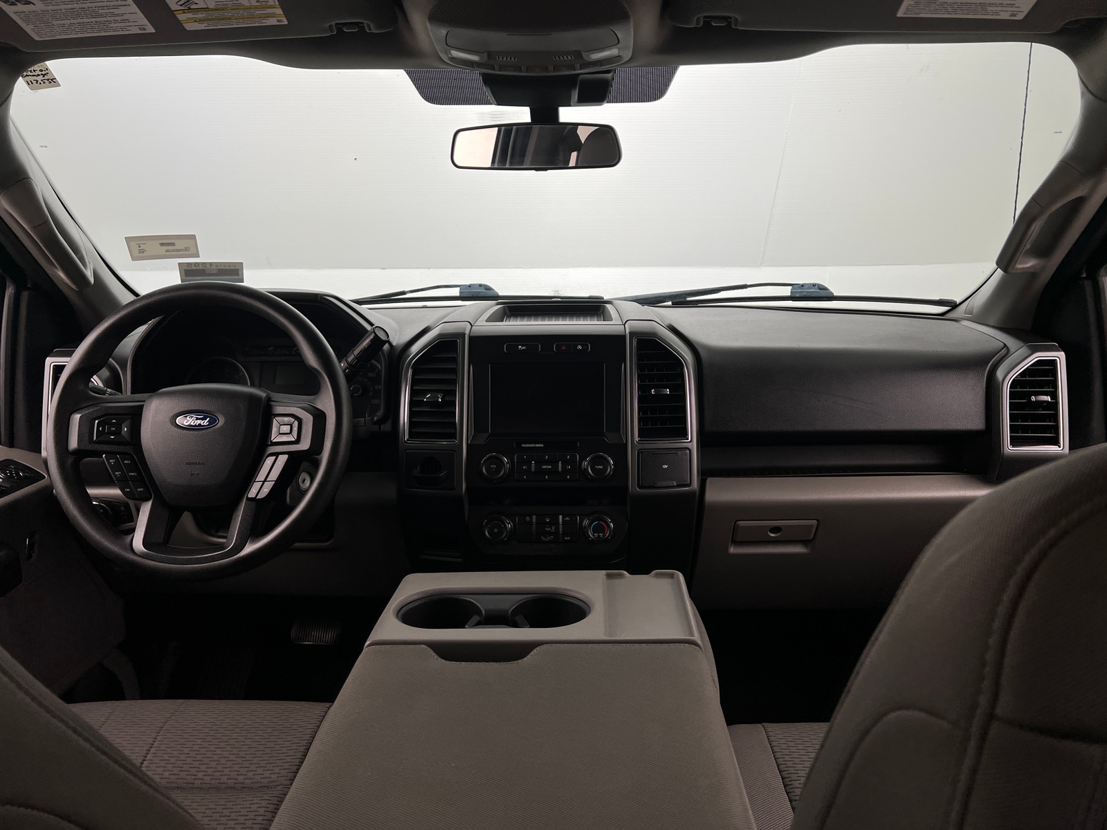 Thumbnail: 2019 Ford Econoline - 3