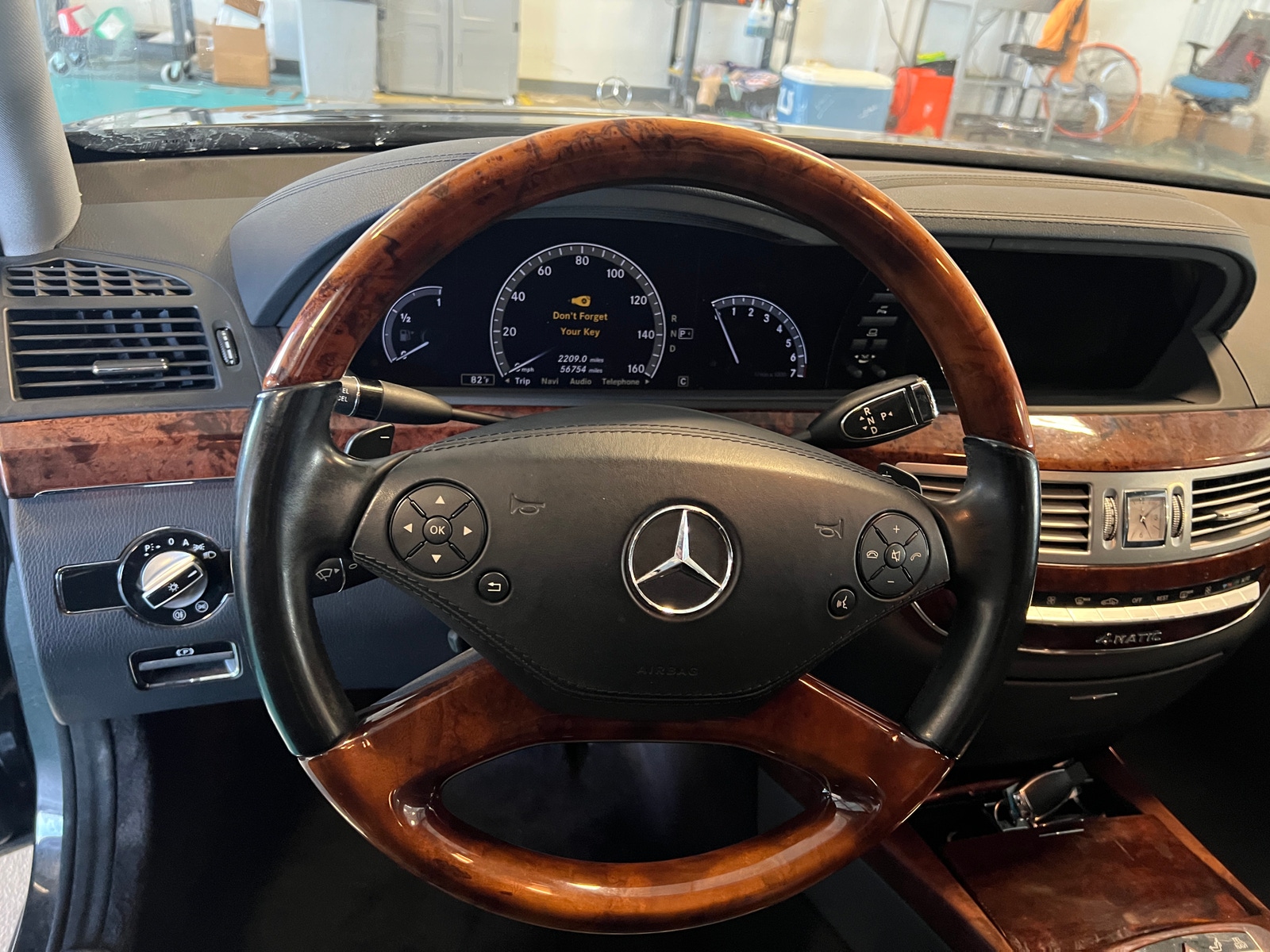 Thumbnail: 2010 Mercedes-Benz S-Class - 4