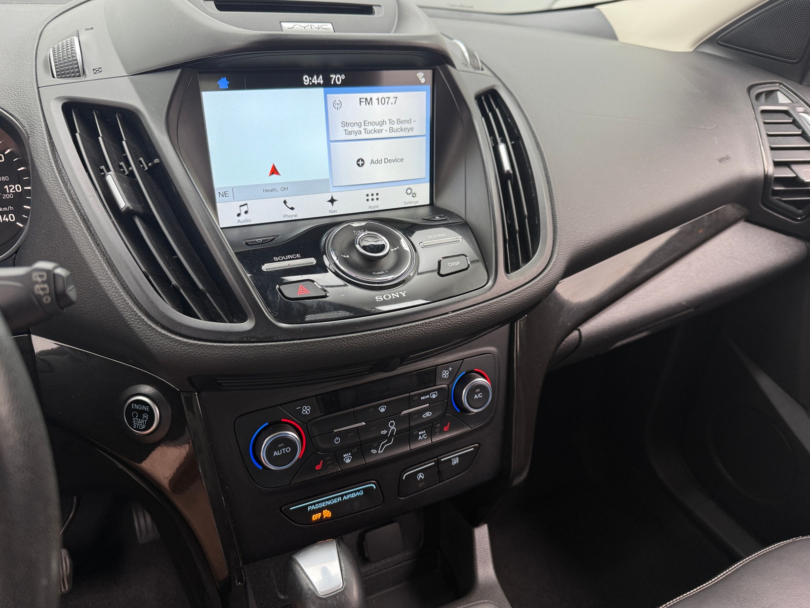 Thumbnail: 2017 Ford Escape - 3