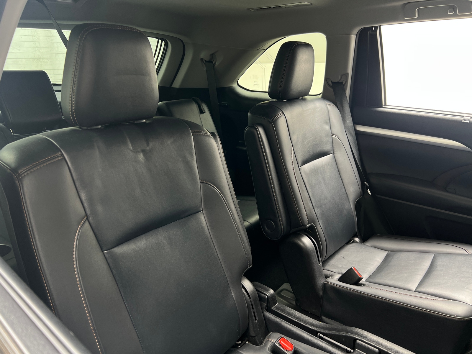 Thumbnail: 2019 Toyota Highlander - 5