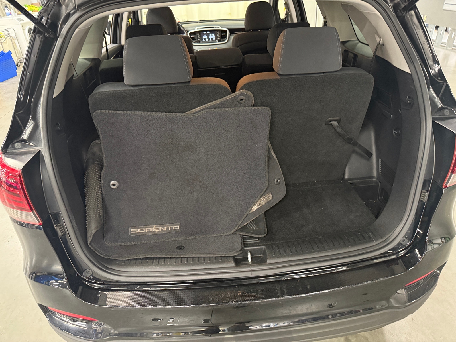 Thumbnail: 2019 Kia Sorento - 7