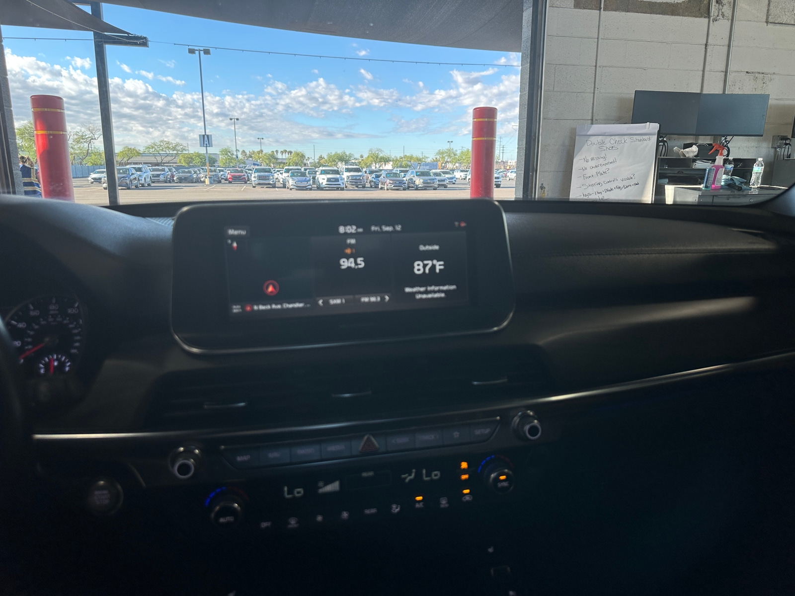 Thumbnail: 2021 Kia Telluride - 3